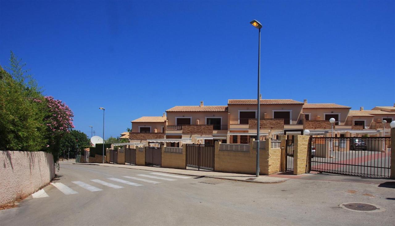 Casa Adosada Sol De Azahar By Costablancarent Denia Exterior photo